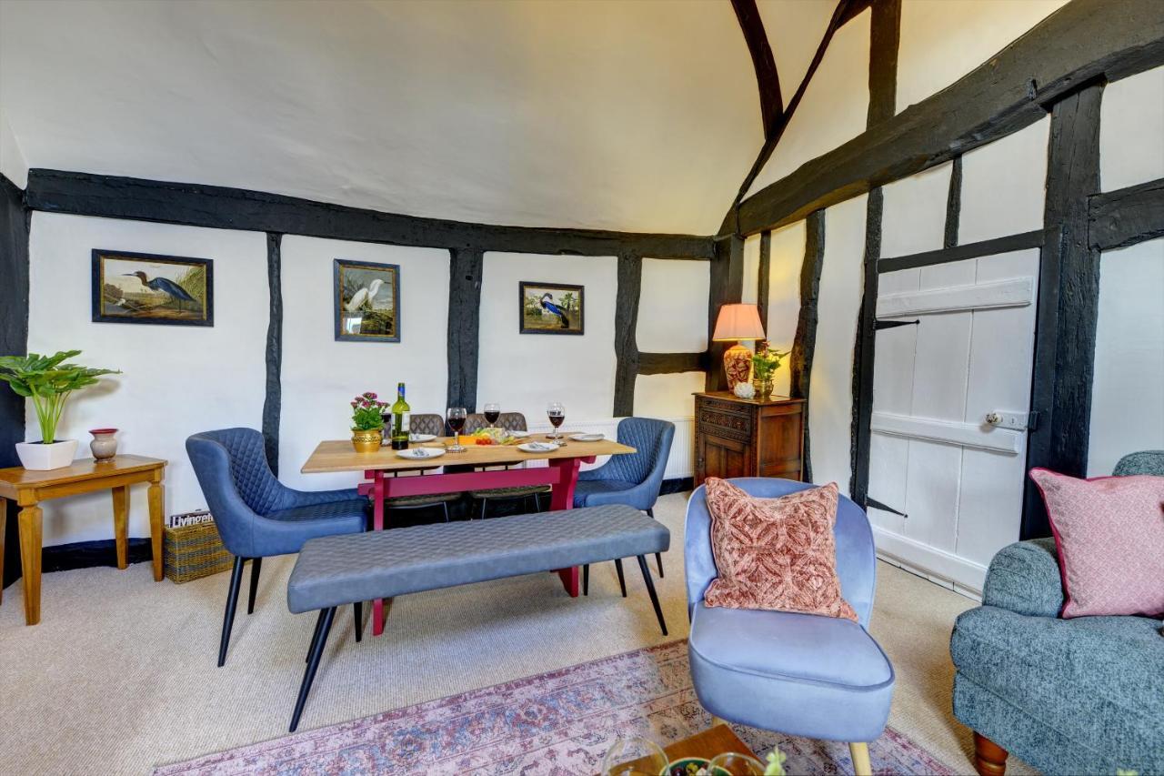 Loft Cottage By Spa Town Property - 2 Bed Tudor Retreat Near To Stratford-Upon-Avon, Warwick & Solihull ภายนอก รูปภาพ
